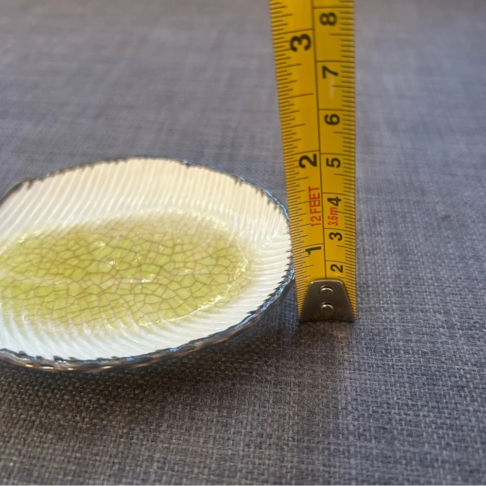 CRATE & BARREL Crackle Glaze Leaf-Shaped Porcelain Jewelry Key Coin Dish#0915253
